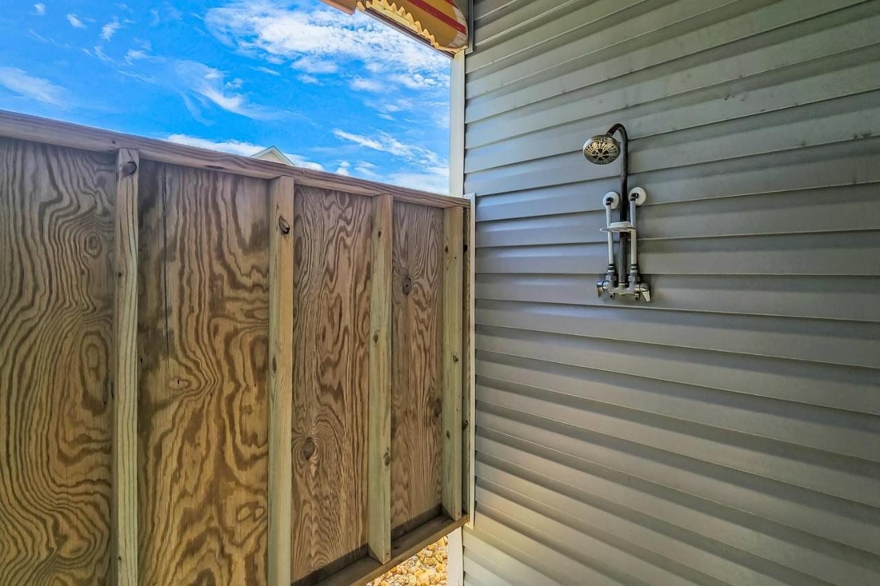 Coastal Serenity - Unit A - Top Floor Kill Devil Hills Exterior photo